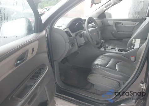 2016 Chevrolet Traverse Ls z USA, uszkodzony, nr VIN 1GNKRFED8GJ288214